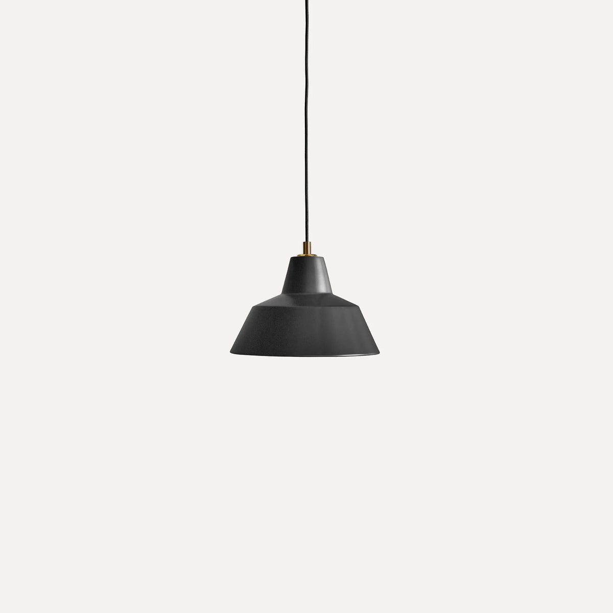 W2 - Matte Black