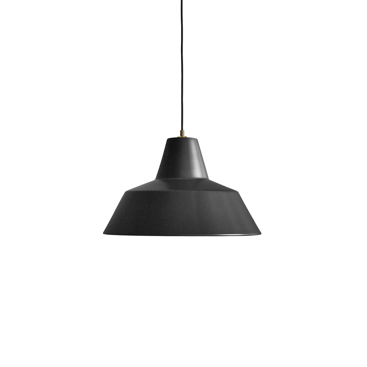 W4 - Matte Black