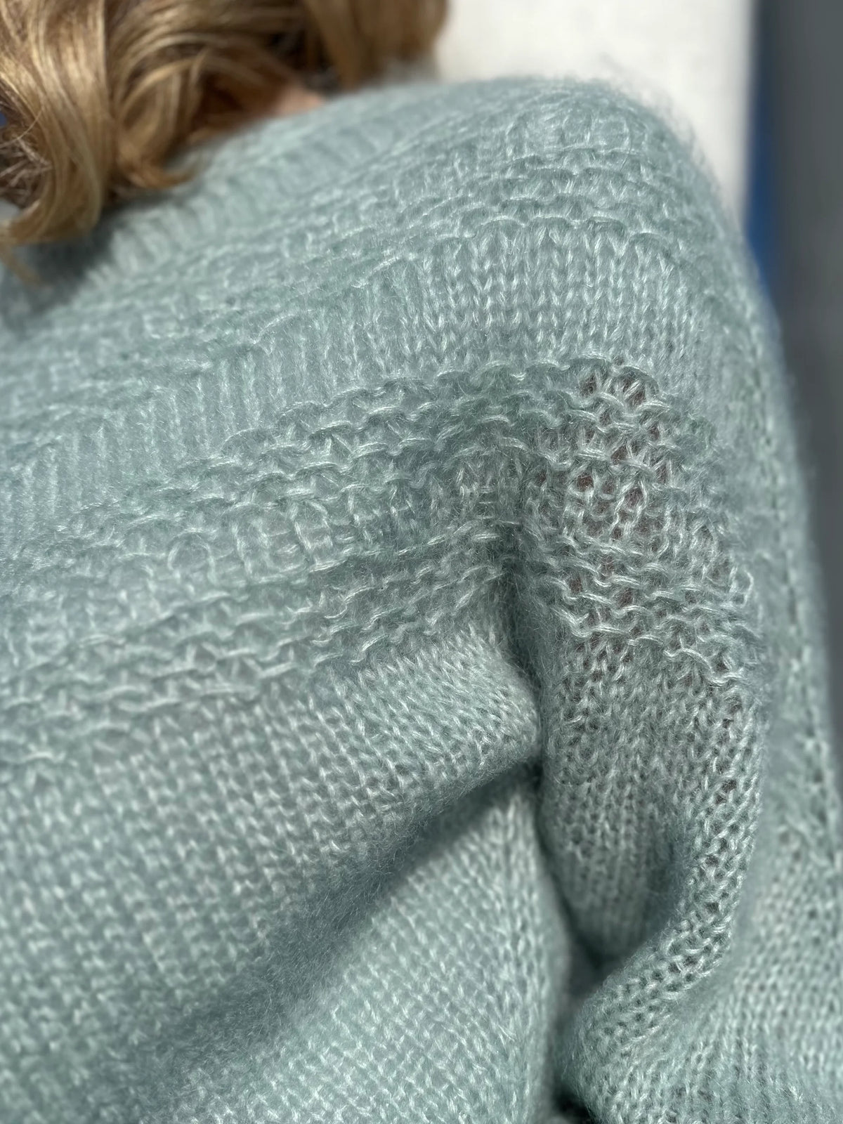 ELVA PULLOVER//DK - Small ella medium - Uttan uppskrift