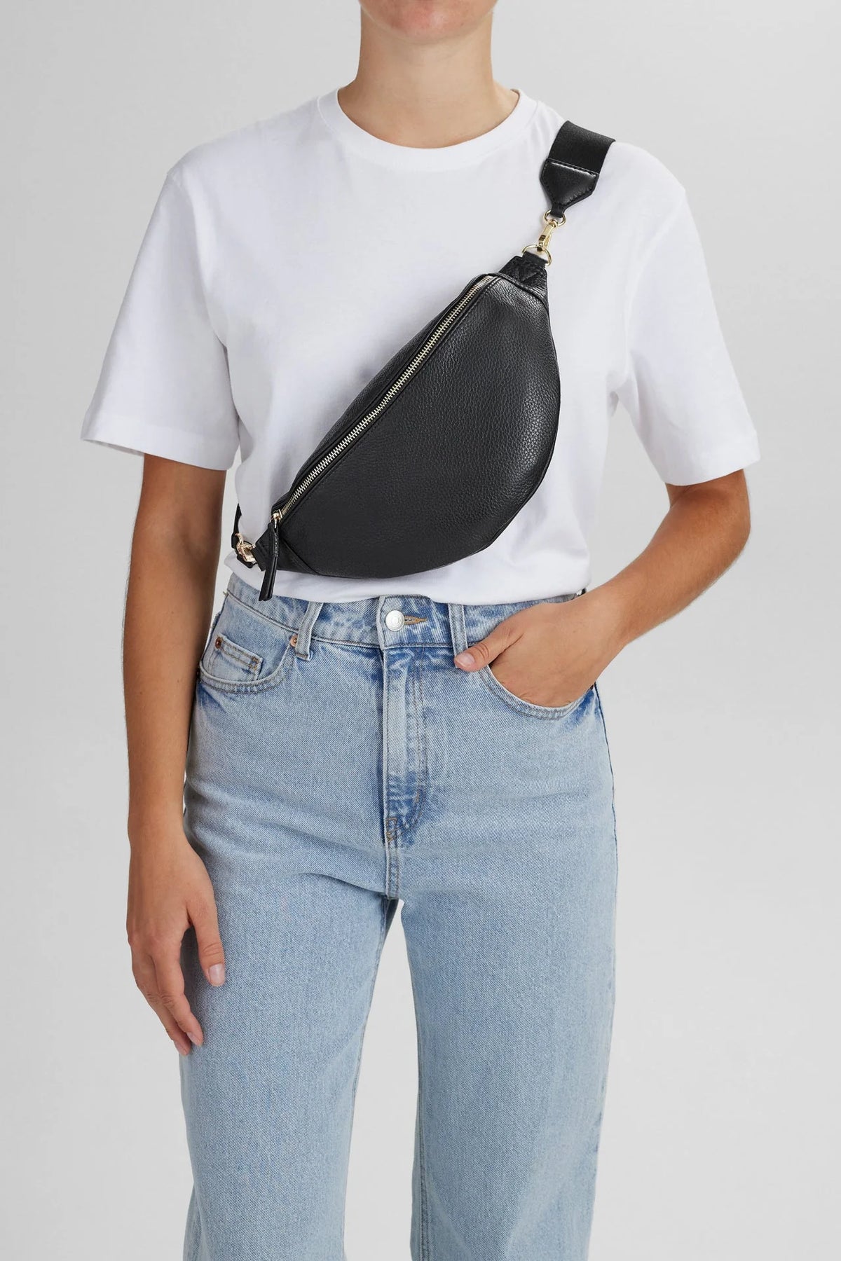 EllinorMBG Bum Bag, Grain - Black/Gold