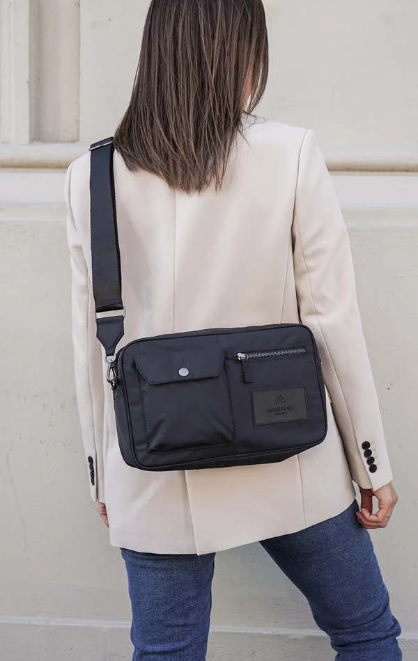 DarlaMPG Crossbody Bag Large Recycled - Stødd L - Black