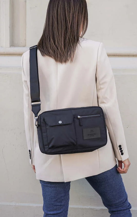 DarlaMPG Crossbody Bag Large Recycled - Stødd L - Black