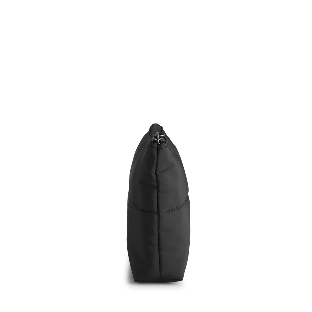 SimoneMBG Makeup Pung. Mega Puffer, Recycled - Black